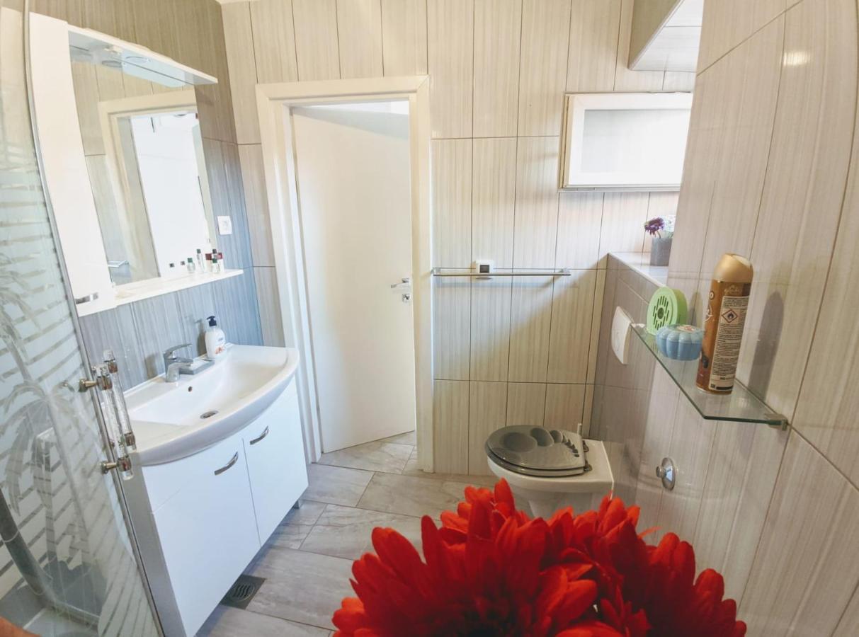 Glorianita Sweethome,Centro, Free Parking,Self Check- In Šibenik Kültér fotó